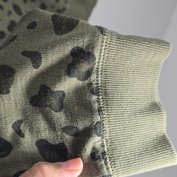 {Sonoma} Women's Olive and Black Leopard Print Swearshirt - Size XXL - Picture 9 of 11